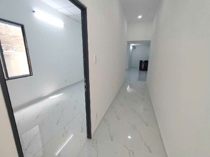 Nhà Ở Riêng Kiên Cố – Thiết Kế Hiện Đại, Nội Thất Đầy Đủ, Vào Ở Ngay!