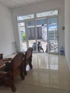 KINH DOANH SẦM UẤT , LONG TRƯỜNG 80m2 CHỈ 5,2 TỶ