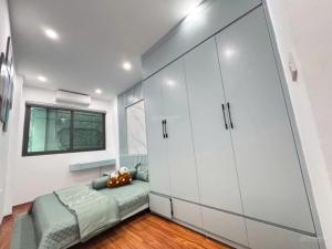 BÁN NHÀ ĐỊNH CÔNG GIÁ SIÊU RẺ ,KINH DOANH 40M2 6,2 TỶ