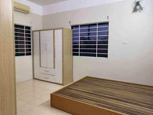 BÁN NHÀ VĨNH HƯNG SIÊU HIẾM GIÁ SIÊU RẺ ,KINH DOANH 48M2 3,4TỶ