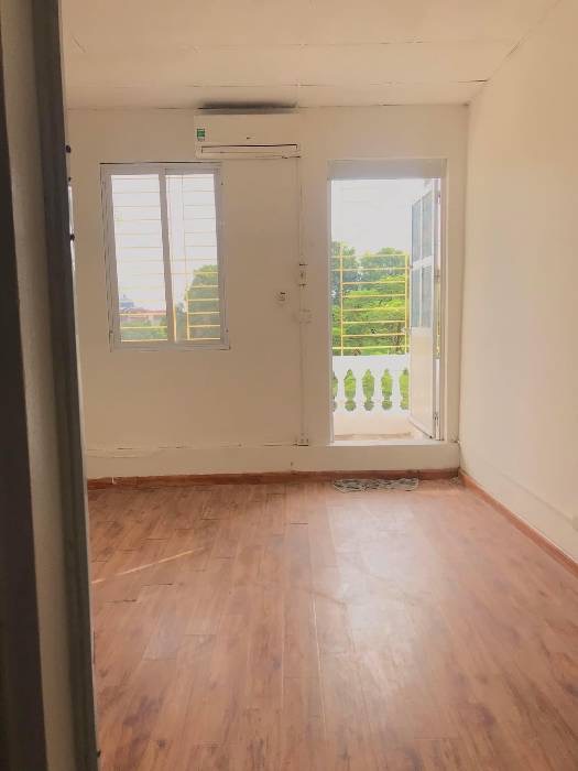 Bán nhà siêu đẹp, siêu rẻ phố Nguyễn Văn Linh-Long Biên