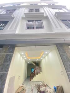 Nhà đẹp phố Ỷ La