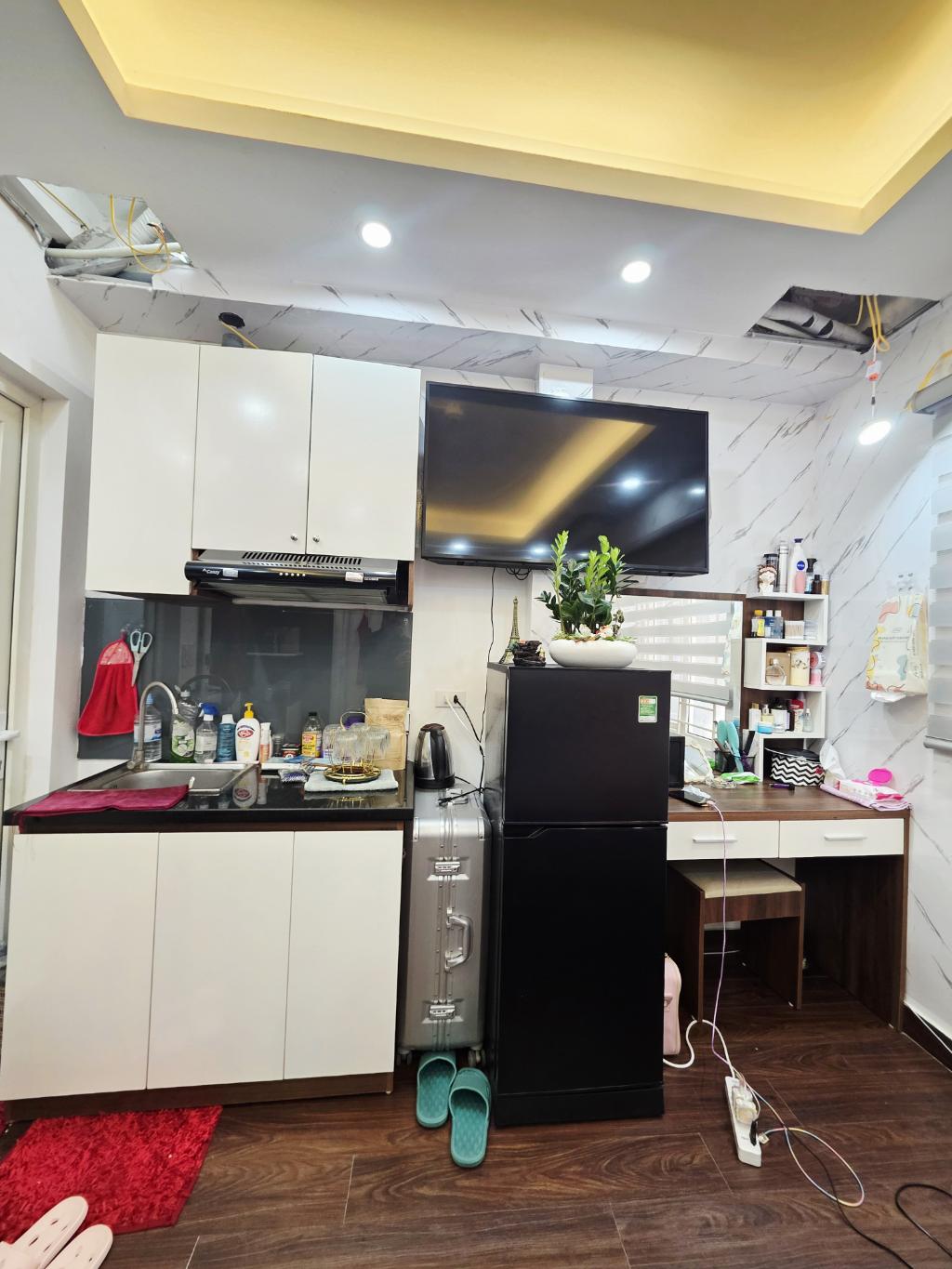 CON GÀ ĐẺ TRỨNG VÀNG - 11 PHÒNG KHÉP KÍN - DÒNG TIỀN 700 TRIỆU/ NĂM - 30 RA MẶT ĐƯỜNG - PHỐ VIP HIẾM NHÀ BÁN   