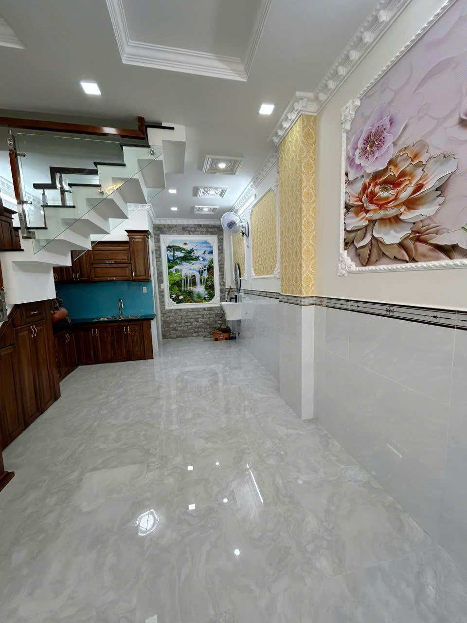 Bán nhà 5 tầng mới xây hẻm nhựa 6m đường lê văn quới vào