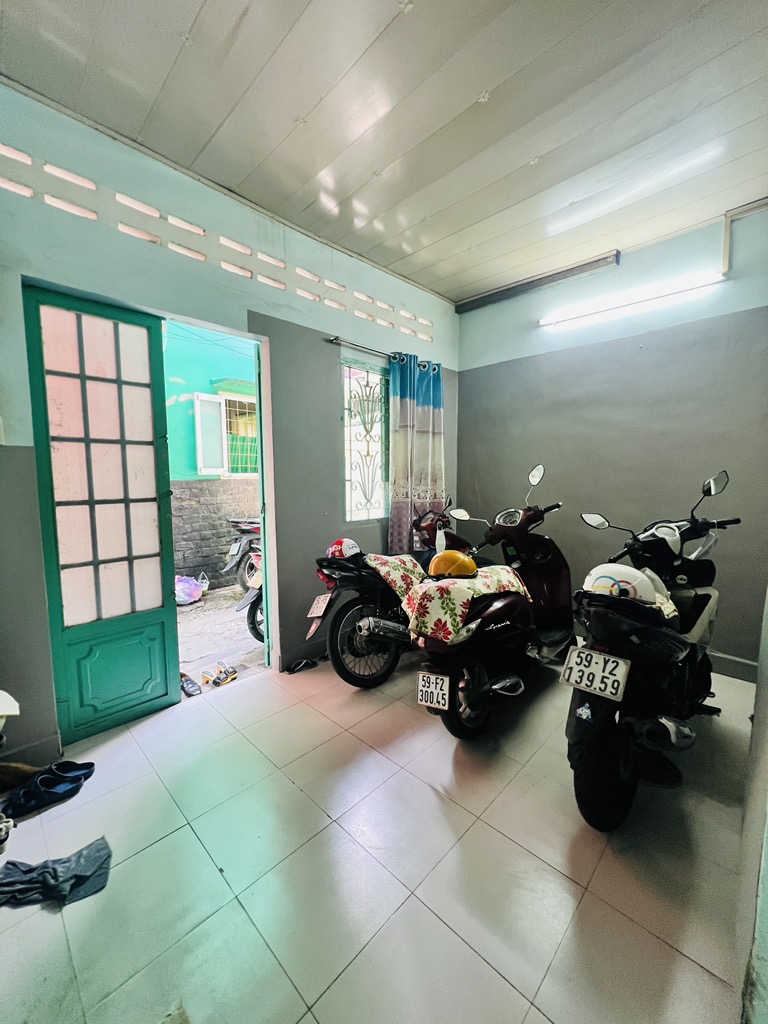 Nhà bán Trần Quốc Thảo, hàng hiếm, giá tốt