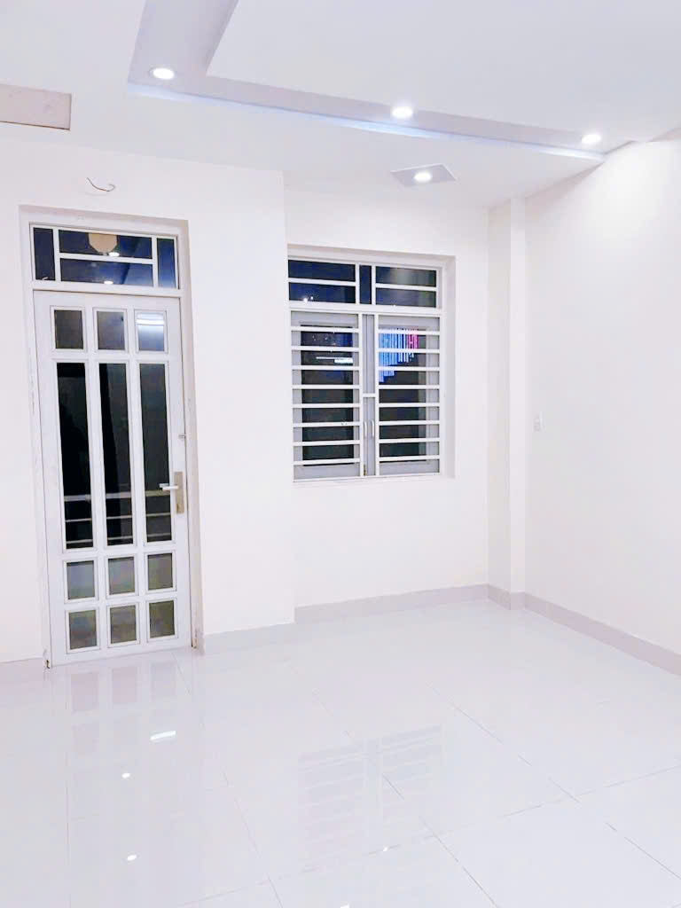 CHỈ 6,1 TỶ - 4x20m - 3 TẦNG, 4 PN - SHR - BÁN NHÀ HUỲNH TẤN PHÁT - QUẬN 7 - KỀ KDC NAM LONG PHÚ THUẬN.