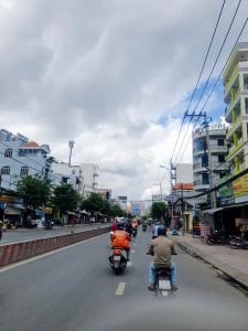 BÁN NHÀ QUẬN 7 - HUỲNH TẤN PHÁT - 2 TẦNG - 120MV - 8 TỶ - 3 MẶT TIỀN GẦN PHÚ MỸ HƯNG - CÓ DÒNG TIỀN