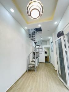 NHỈNH 3 TỶ CÓ NGAY NHÀ BÌNH THẠNH HẺM XE HƠI THÔNG, GIÁP Q1