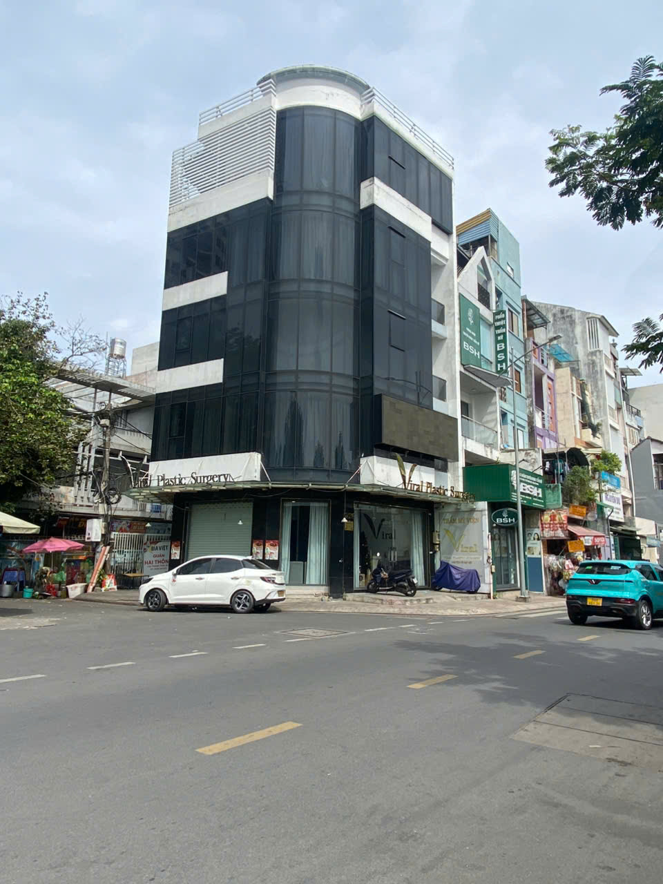 Bán nhà góc 2 mặt tiền Thành Thái, P14 Quận 10 giá 30 tỷ
