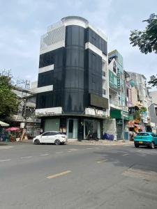 Bán nhà góc 2 mặt tiền Thành Thái, P14 Quận 10 giá 30 tỷ
