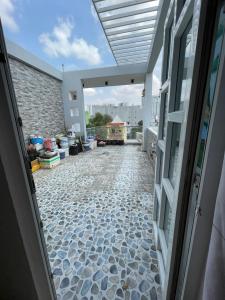 B.Á.N N.H.À TÂN THỚI NHẤT 01, TÂN THỚI NHẤT - DT 117m2 - 4 LẦU - HẺM XE HƠI- CÓ DÃY TRỌ CHO THUÊ - NHỈNH 5 TỶ.