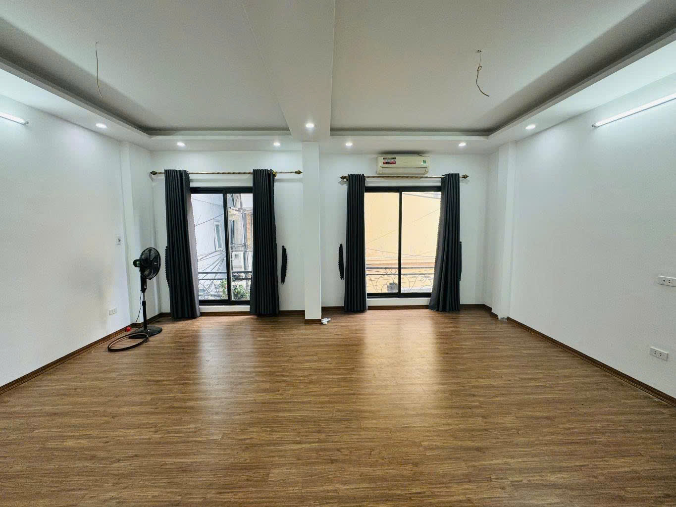 Bán nhà đền Lừ, căn góc, ngõ nông rộng 45m chỉ 7.5 tỷ