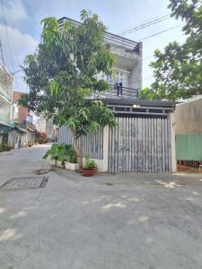 Nhà 2 mặt tiền hẻm thông 6m xe hơi tận nơi,nhà hoàn công đầy đủ,gần 3 trường ĐH
