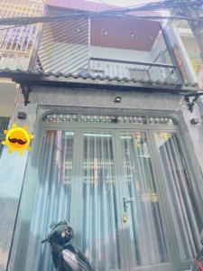 NHÀ MỚI VÀO Ở NGAYĐƯỜNG PHẠM THẾ HIỂN Q8 NHỈNH 4TỶ.