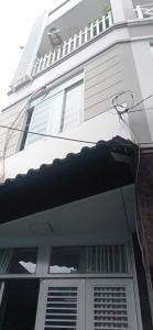 NHÀ 3 TẦNG, GẦN 50M2 , 4PN ,NGAY CẦU NHỊ THIÊN ĐƯỜNG ,PHẠM THẾ HIỂN Q8, CHỈ 5 TỶ.