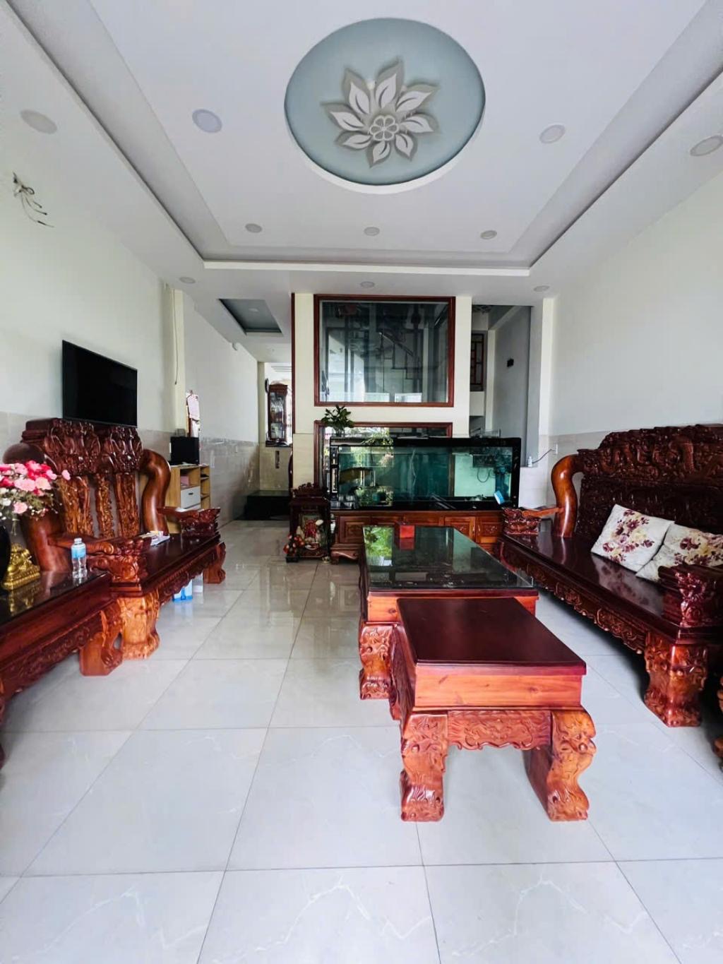 Bán nhà sát mặt tiền - hẻm xe hơi - dân trí cao - 5tỷ