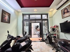 Bán nhà - 3 tầng - 7tỷ