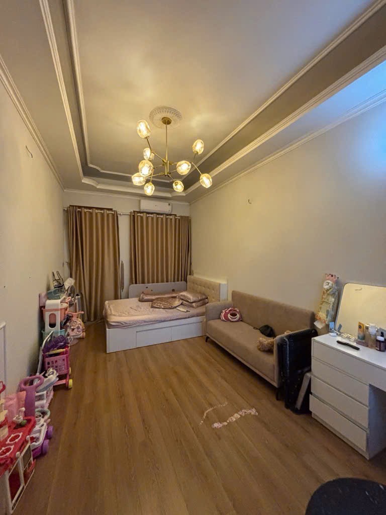 BÁN NHÀ LINH NAM NHÀ MỚI XÂY 6 TẦNG OTO ĐỖ CỦA GIÁ 7ty680