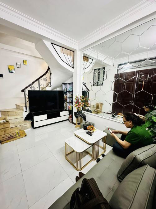 Bán nhà 5 tầng - Phố Nam Ngư, Hoàn Kiếm, Hà Nội - Giá 6.95 tỷ