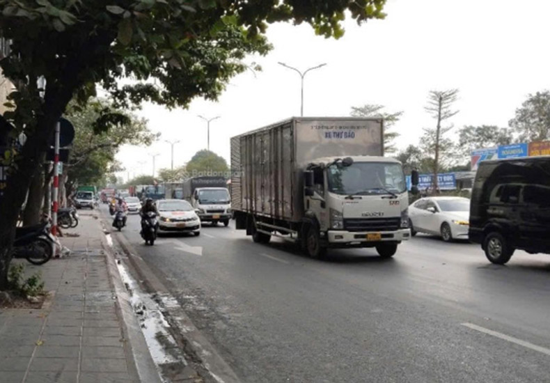 Bán nhà Mặt tiền - Đường Nguyễn Văn Linh, Long Biên, Hà Nội - Giá 5.2 tỷ