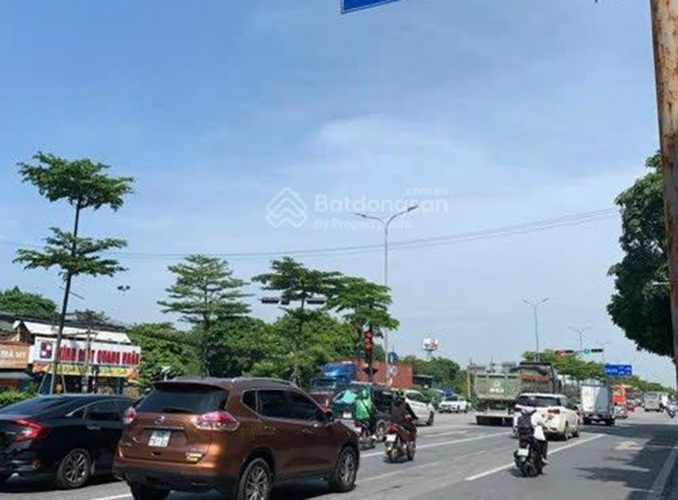 Bán nhà Mặt tiền - Đường Nguyễn Văn Linh, Long Biên, Hà Nội - Giá 5.2 tỷ