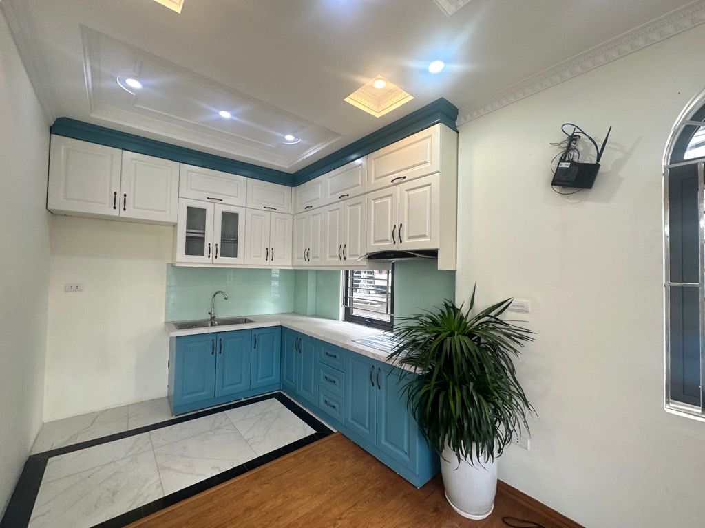 BÁN NHÀ - ĐƯỜNG NGUỄN VĂN LINH, SÀI ĐỒNG, LONG BIÊN, HÀ NỘI - LÔ GÓC 2 MẶT TIỀN, 6 TẦNG, THANG MÁY