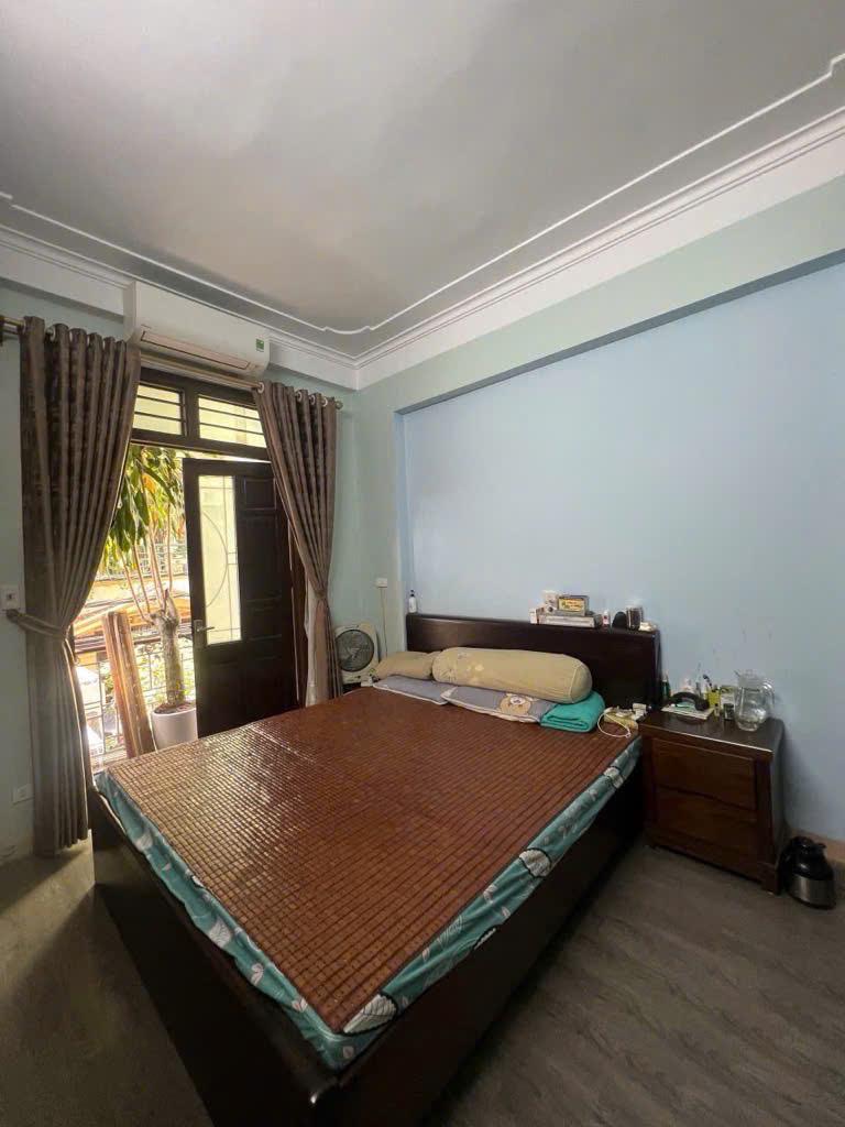 BÁN NHÀ ĐỊNH CÔNG, Ô TÔ NHỎ ĐỖ CỬA VÀO NHÀ - KINH DOANH ĐỈNH, 39M2 GIÁ 6.4 TỶ