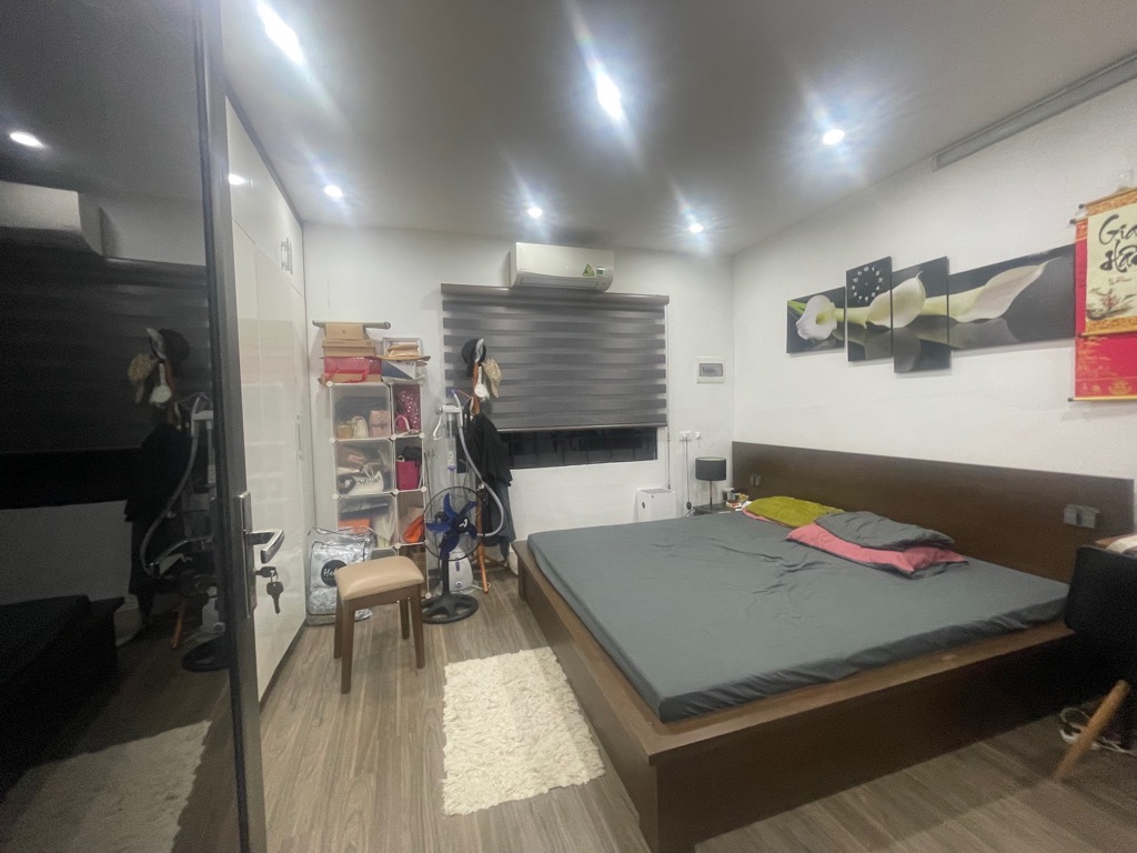 cần bán gấp nhà đội cấn 47m2 2 tầng dưới 4 tỷ
