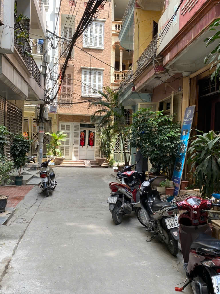 BÁN NHÀ LÔ GÓC, OTO VÀO NHÀ, 51M2 - 14.8 TỶ HAI MẶT THOÁNG, GẦN CHỢ, NHÀ MỚI XÂY