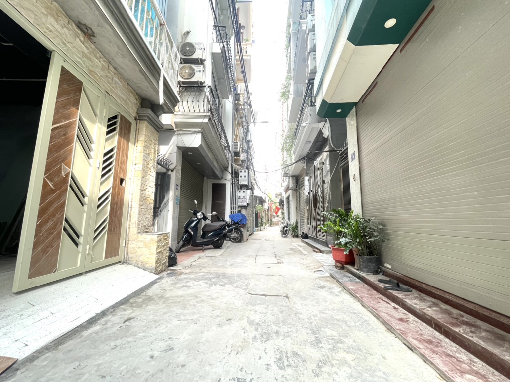 BÁN NHÀ MỚI 6.8 TỶ LA KHÊ, HÀ ĐÔNG, ĐỦ ĐỒ Ở NGAY, GIAO THÔNG THUẬN LỢI, GẦN GA METRO, TRƯỜNG, CHỢ