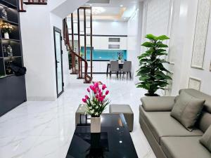 SIÊU PHẨM CẦU GIẤY - 7 PHÒNG RỘNG - Ở HAY CH0 THUÊ ĐỀU ỔN - TIỆN ÍCH BẠT NGÀN