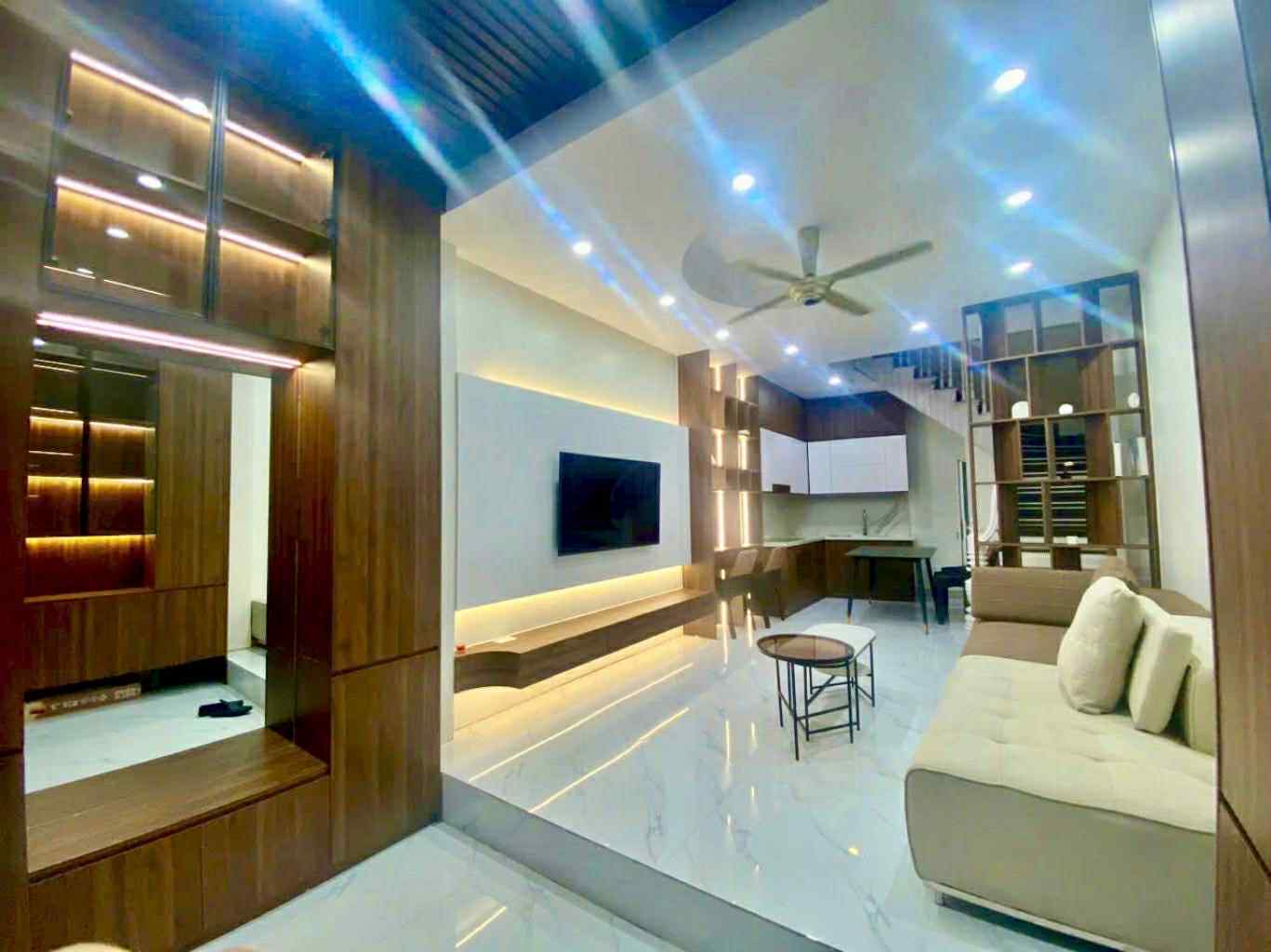 Cần Bán 181.74.23 Trần Phú 34 3.6 10 6.95 tỷ Văn Quán Hà Đông 5-10 tỷ HĐ