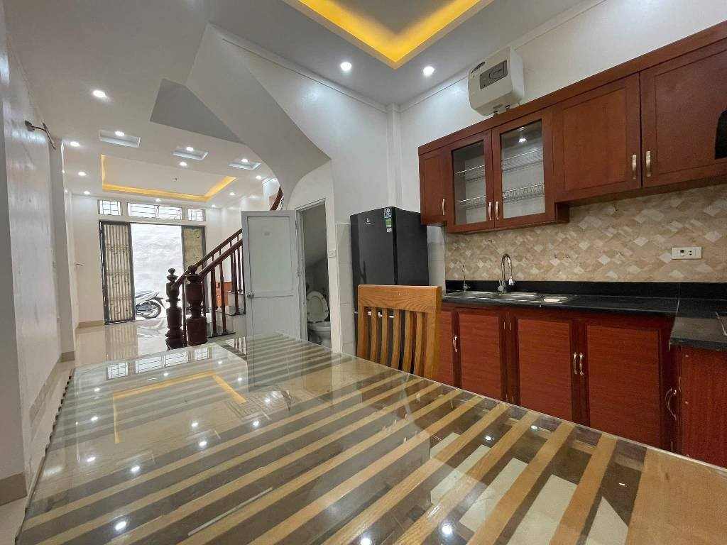 CỰC HIẾM - NGÕ NÔNG GẦN PHỐ - NHÀ ĐẸP Ở NGAY - GIÁ CỰC HỢP LÝ.