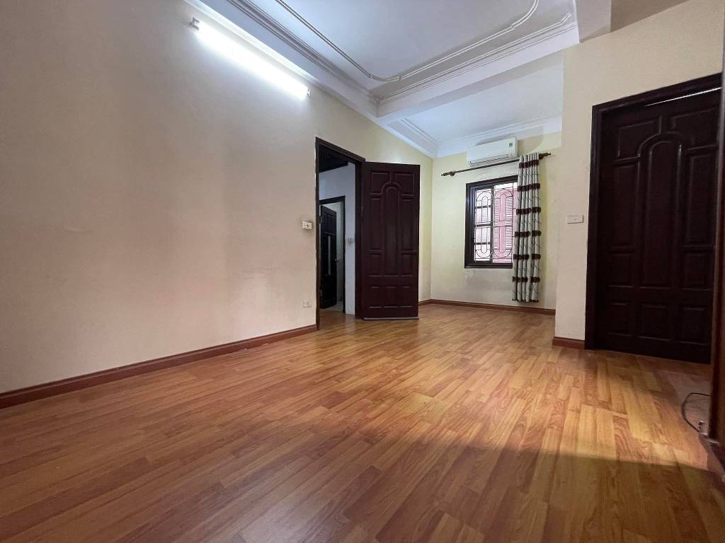 Bán nhà KDT Văn Quán xây 5 tầng, gần hồ Văn Quán hơn 13 tỷ