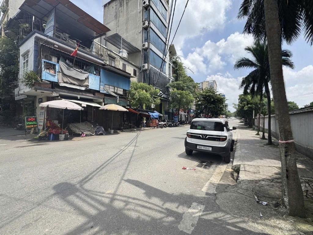 Bán nhà Chiến Thắng cách 1 nhà ra mặt phố giá hơn 10 tỷ