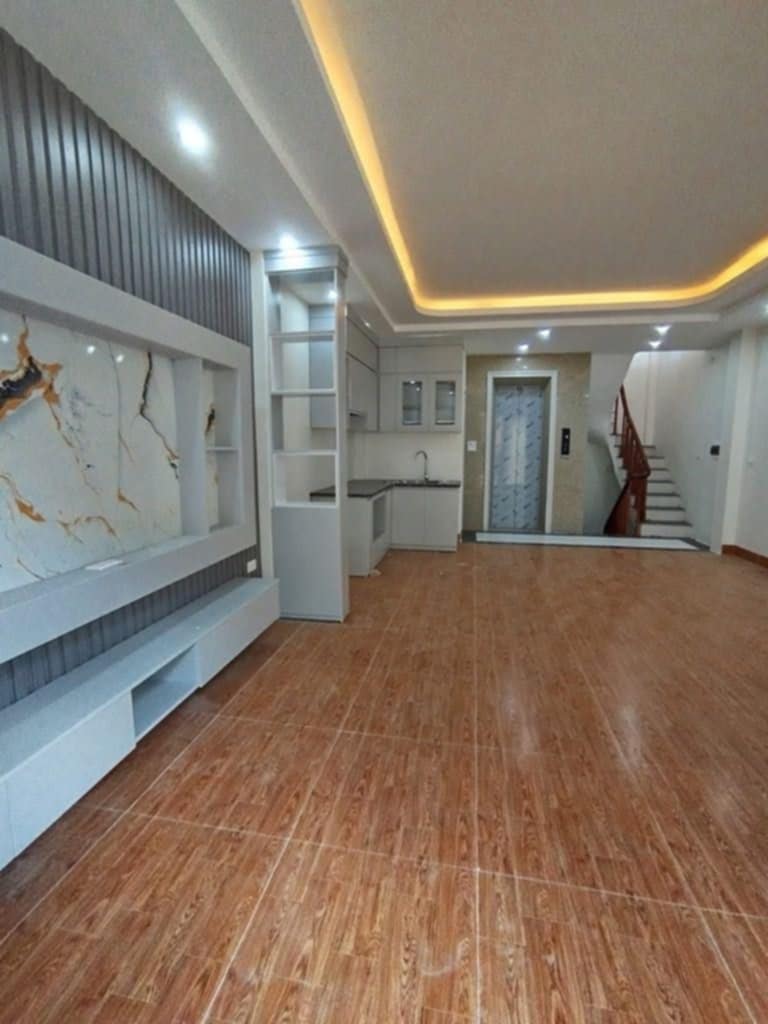 Bán nhanh nhà phố Hà Trì DT 45m2 xây 5 tầng lô góc xây mới hơn 9 tỷ