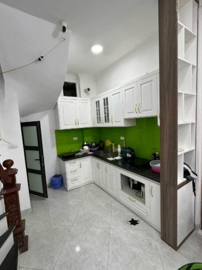 bán gấp nhà phố 19/5 DT 35m2 xây 5 tầng giá hơn 7 tỷ