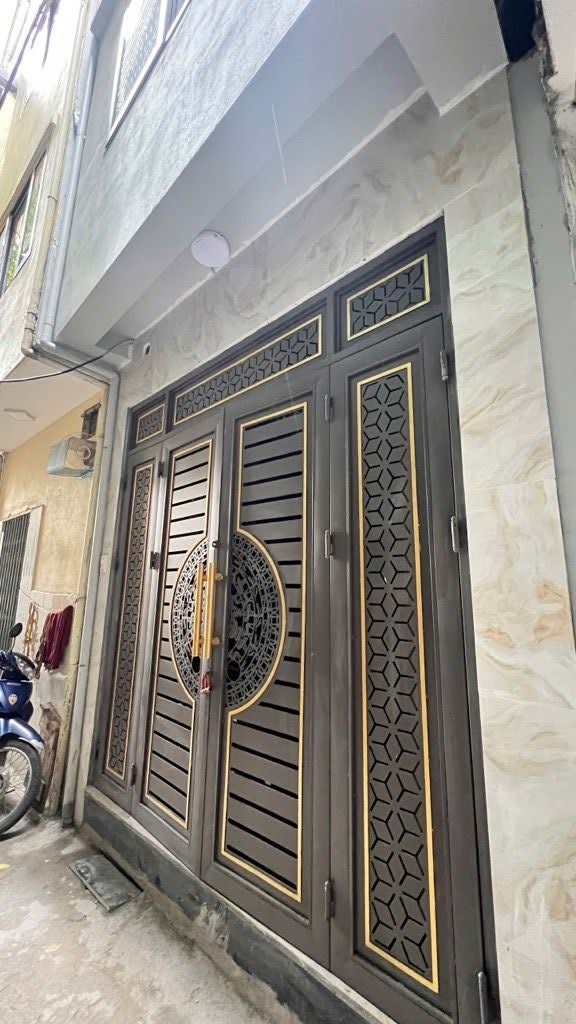 bán nhanh nhà phân lô phố Ngô Quyền 5 tầng nội thất đầy đủ 20m ô tô đỗ giá 5 tỷ