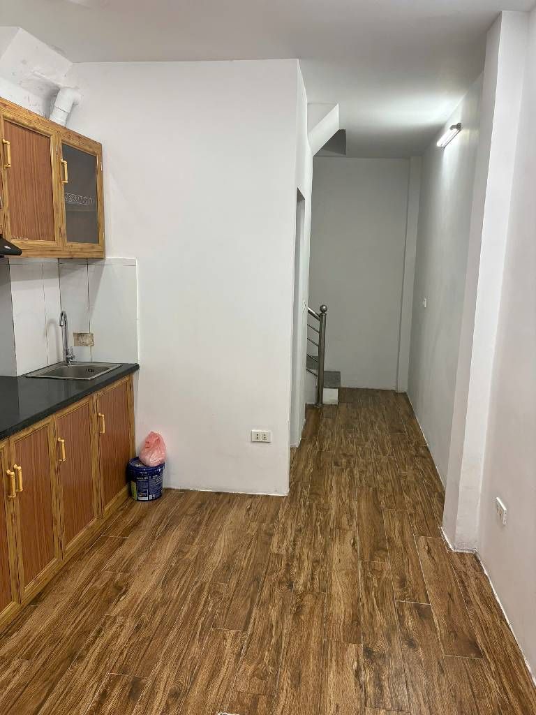 bán nhanh nhà phân lô Chiến Thắng 30m2 xây 5 tầng giá hơn 6 tỷ