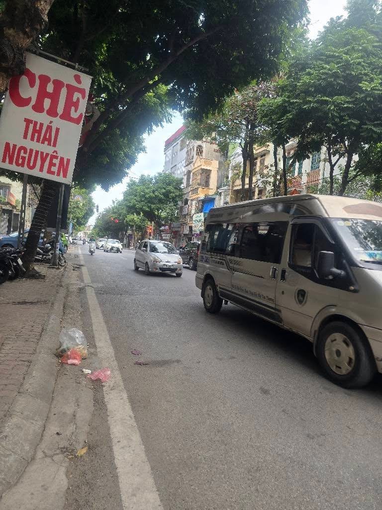 Bán nhà Tô Hiệu Hà Đông, DT 40m2x6T, giá 10.5 tỷ, nhà đẹp ở ngay