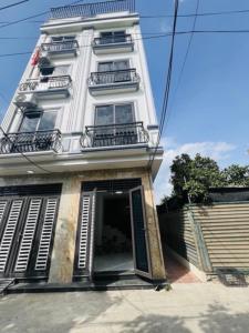 bán nhà phố Ngô Quyền 40m2 xây 5 tầng cạnh kdt Văn Khê hơn 8 tỷ