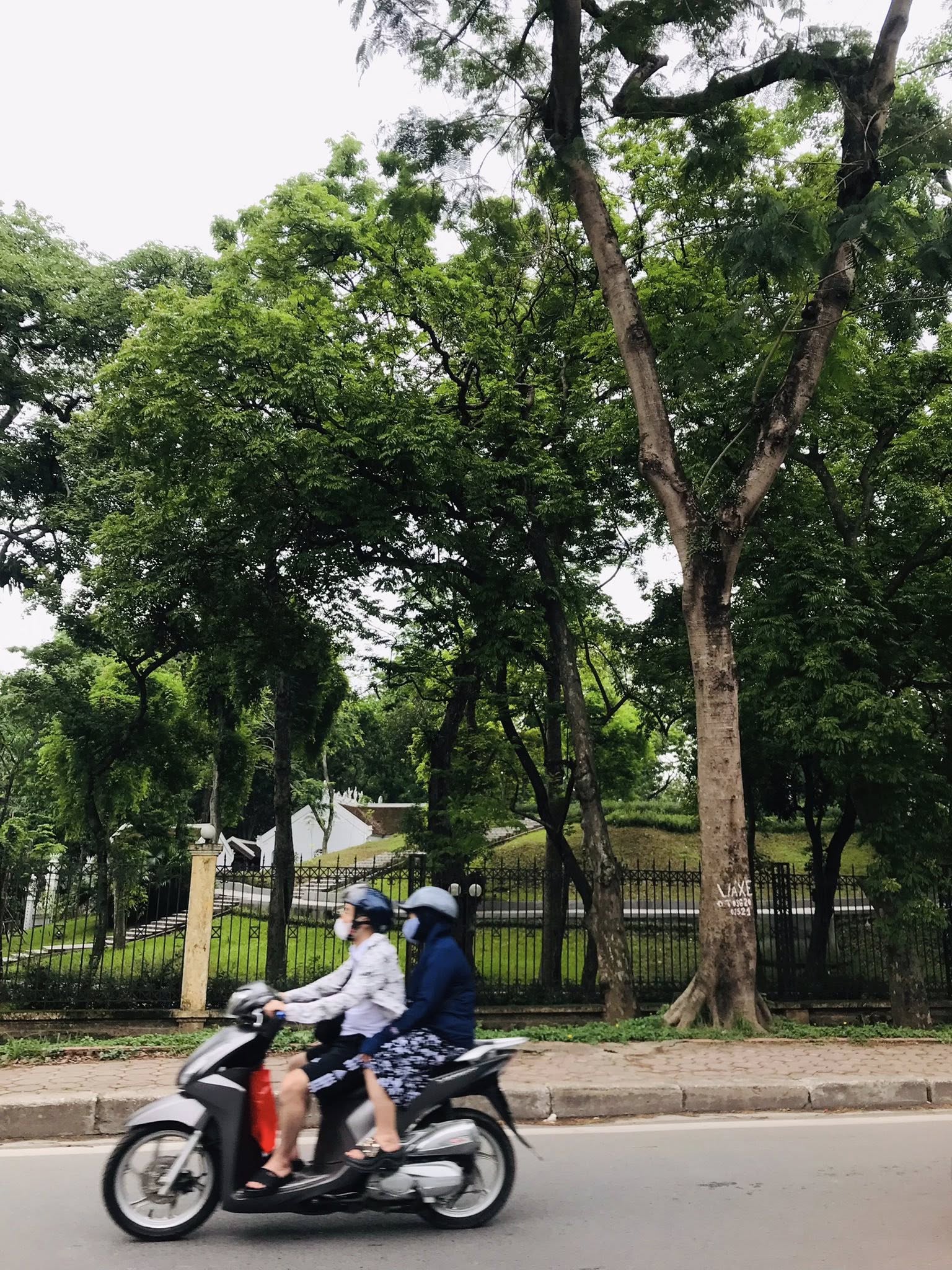 NHÀ ĐẸP HOÀNG HOA THÁM, TRUNG TÂM TÂY HỒ - DT 27M2, 4.2 TỶ - AN SINH TUYỆT VỜI