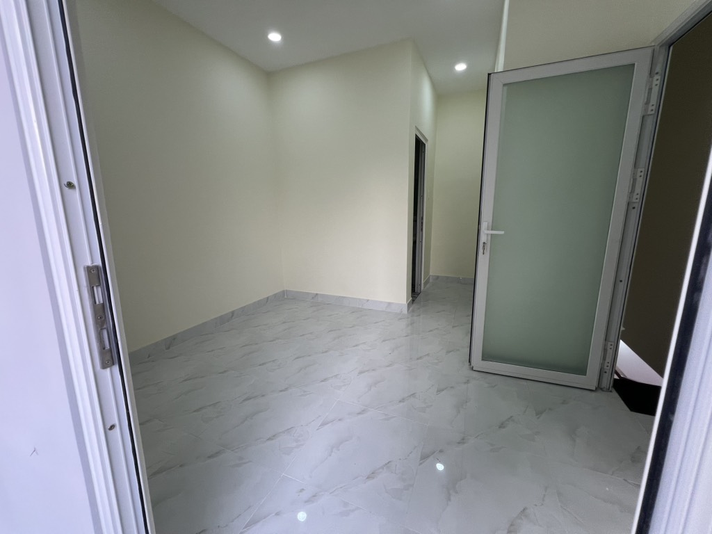 NHÀ MỚI 2 TẦNG, CHỈ NHỈNH HƠN 3 TỶ DỌN VALI VÀO Ở NGAY