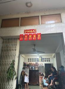 NHÀ QUẬN 11 - GIÁ NHỈNH 5 TỶ - VÀO Ở NGAY