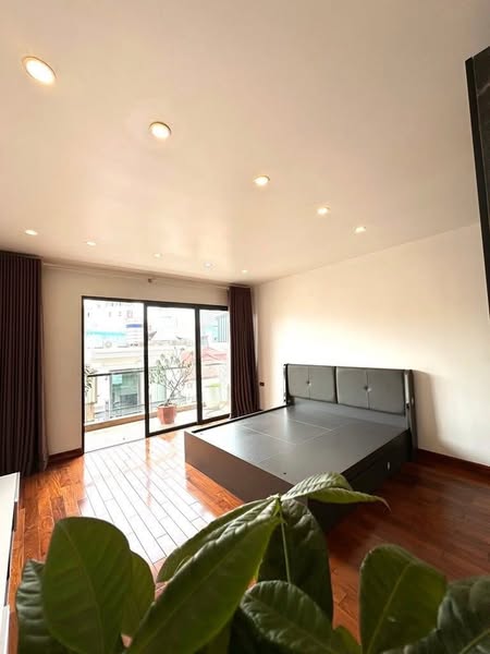 SIÊU PHẨM PHÂN LÔ 6 TẦNG THANG MÁY, NỘI THẤT TIỀN TỶ - NGÕ RỘNG Ô TÔ NGỦ TRONG NHÀ - GẦN NHIỀU TIỆN ÍCH BẠT NGÀN, GẦN TRƯỜNG HỌC CÁC CẤP.