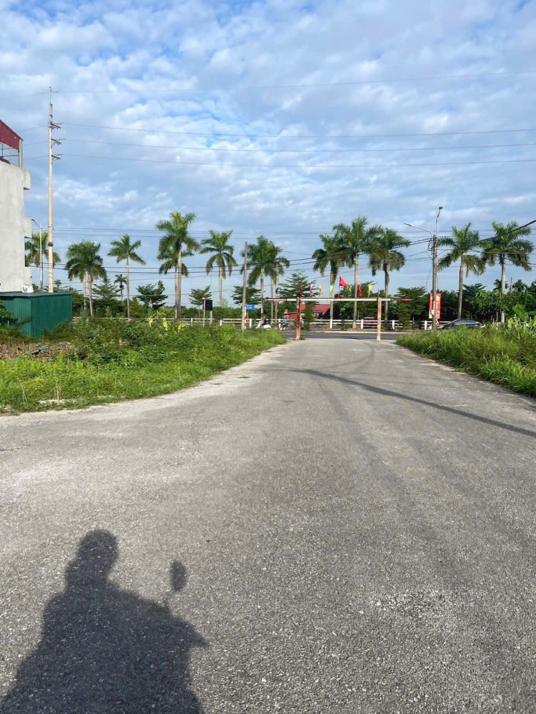 Nhà đẹp ngay sát đường Tây Thăng Long