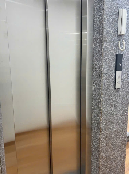 Nhà 6 tầng, mặt phố Hồ Tùng Mậu – Mặt sau ngõ rộng 3m