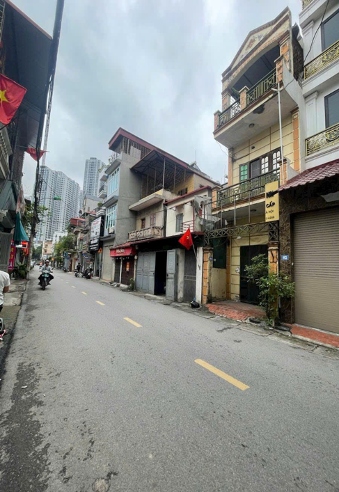 Nhà mặt phố Hoàng Công Chất – Kinh doanh sầm uất – Ô tô tránh – Trung tâm Bắc Từ Liêm.
