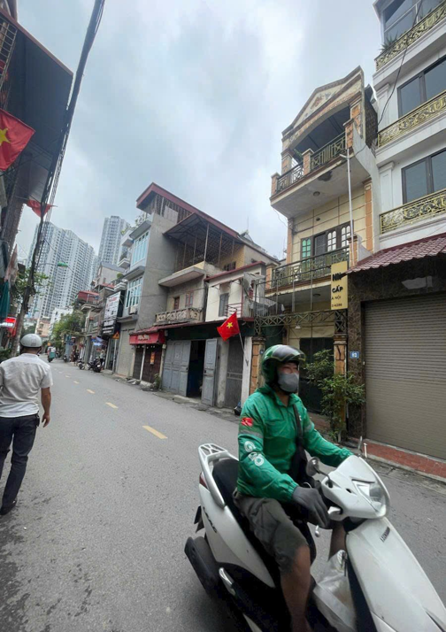 Nhà mặt phố Hoàng Công Chất – Kinh doanh sầm uất – Ô tô tránh – Trung tâm Bắc Từ Liêm.