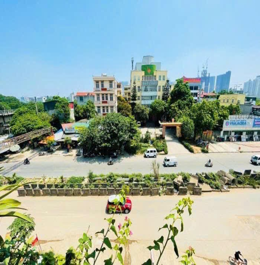 Lô góc 3 mặt tiền – nhà 4 tầng – kinh doanh phố Phạm Văn Đồng